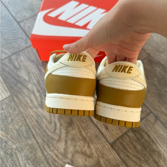 Brand New Nike Dunk Low Retro “Bronzine” Men’s Shoes (M8.5/EU42) - Picture 6 of 12